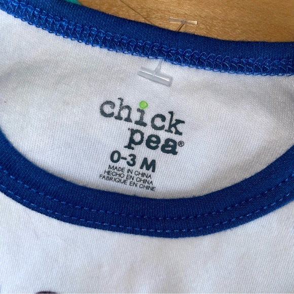 ⭐️ 0-3 Month Baby Boys Onesie Bundle⭐️ - Picture 2 of 7